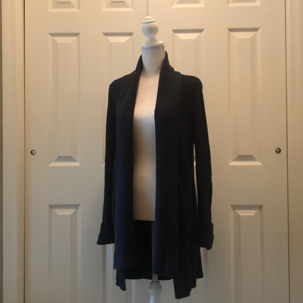 Cabi Cable Knit Cardigan Size M